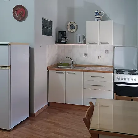 Apartment Lovely In Novigrad With Kitchen Novigrad (Istria)
