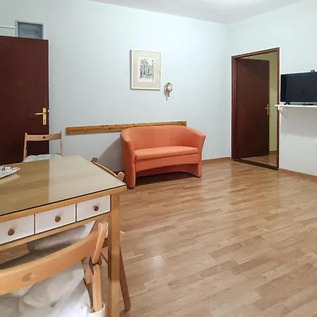 Apartment Lovely In Novigrad With Kitchen Novigrad (Istria)